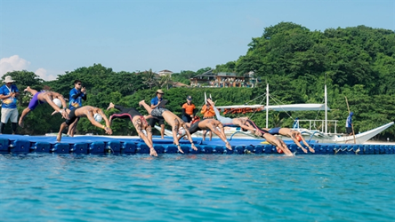 Vietnamese swimmers sweep regional junior championships